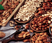 Can Eating Too Many Nuts While Pregnant Put Babies at Risk of Allergies?