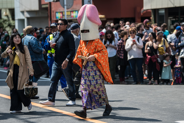 Go To Japan In the Spring to Attend the Festival of the Steeled Phallus