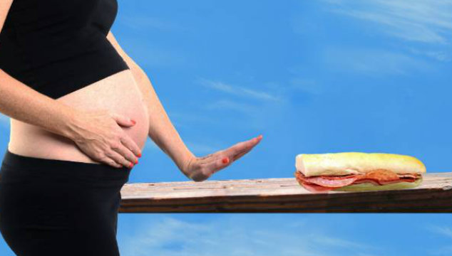 10 Foods to Avoid During Pregnancy