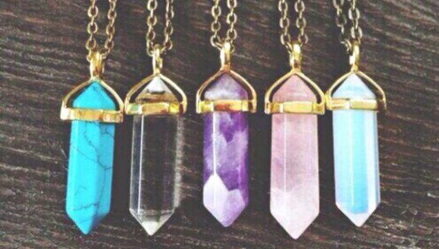 7 Fertility-Boosting Gemstones and Crystals