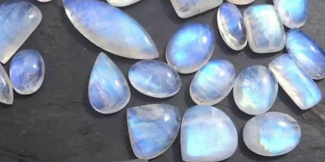 Moonstone Fertility-Boosting Gemstone